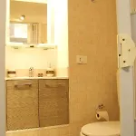Monolocali In Casa Con Giardino بيلاجيو