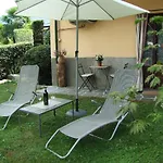 Monolocali In Casa Con Giardino * بيلاجيو