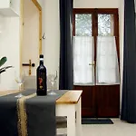 Monolocali In Casa Con Giardino * بيلاجيو