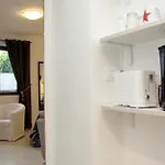 Monolocali In Casa Con Giardino بيلاجيو