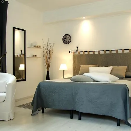 Apartmán Monolocali In Casa Con Giardino *